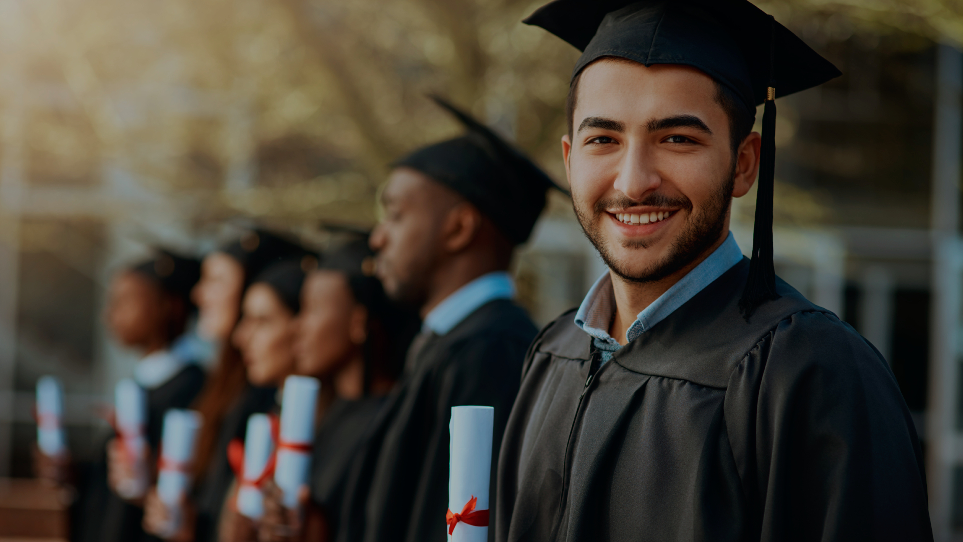graduation-concept-with-portrait-happy-girl (3)
